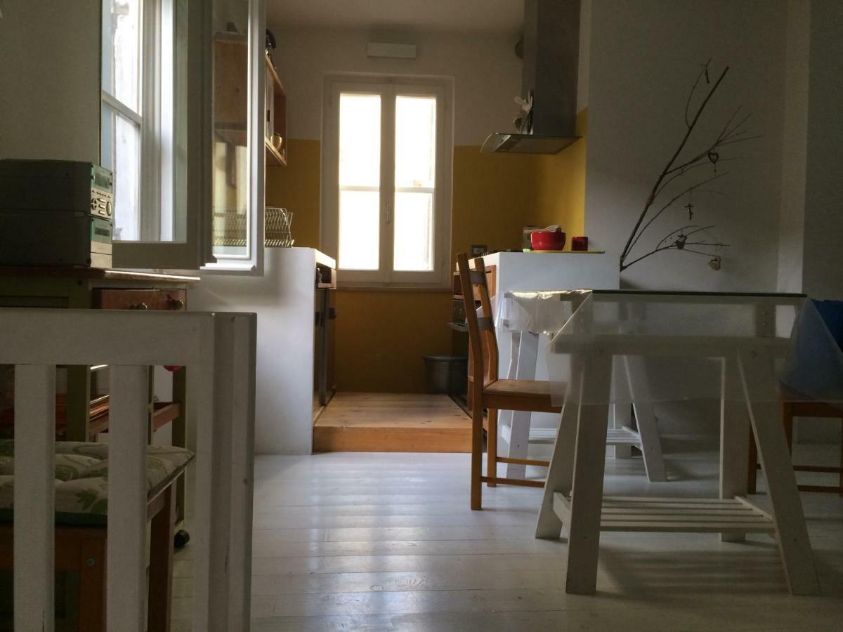 Appartement Blu Klein à Foligno Extérieur photo